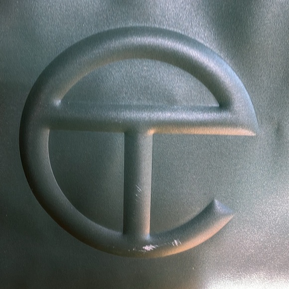 Telfar Medium Green Shopping Bag - Picture 6 of 11